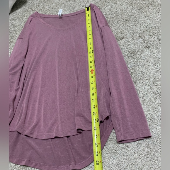 Athleta Long Sleeve V Neck Tee - Light Purple - XL - 16/18 - Picture 6 of 7